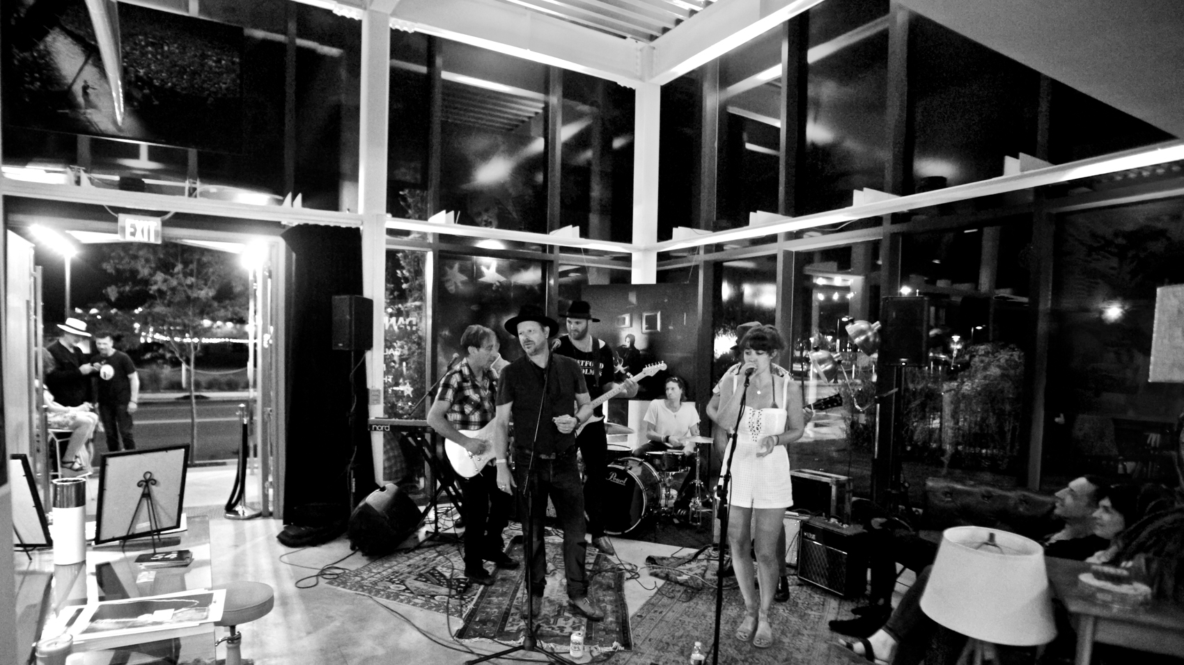 Danny Clinch
Rachel Ana Dobken
Jackson Pines 
and Special Guest
London Souls
Joe Grushecky
The Asbury Hotel
Asbury Park, NJ
July 8, 2017

DerekBrad.com
